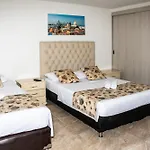 Apartamento Tranquilo Con Hermosas Vistas